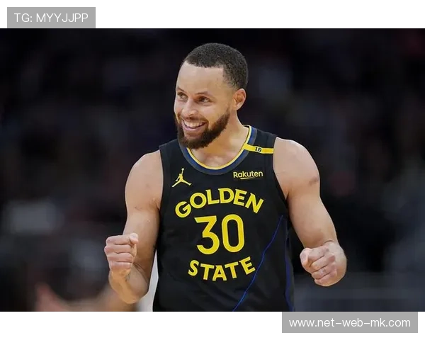 勇士主场复仇魔术，库里爆发助球队反弹