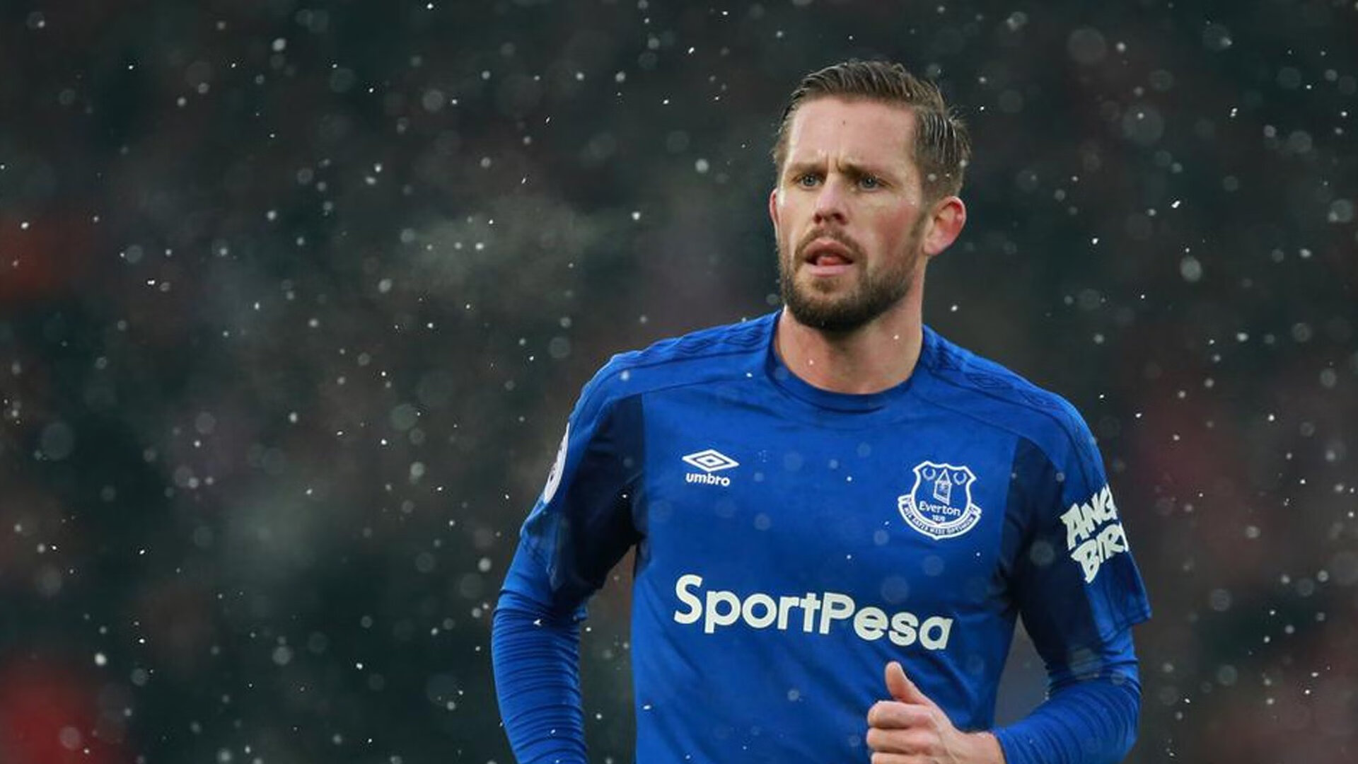 未来潜力:年轻球员的崛起路径,年轻球员是中国足球未来发展的基础